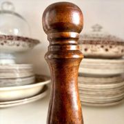 Salière, poivrier en bois foncé n°2