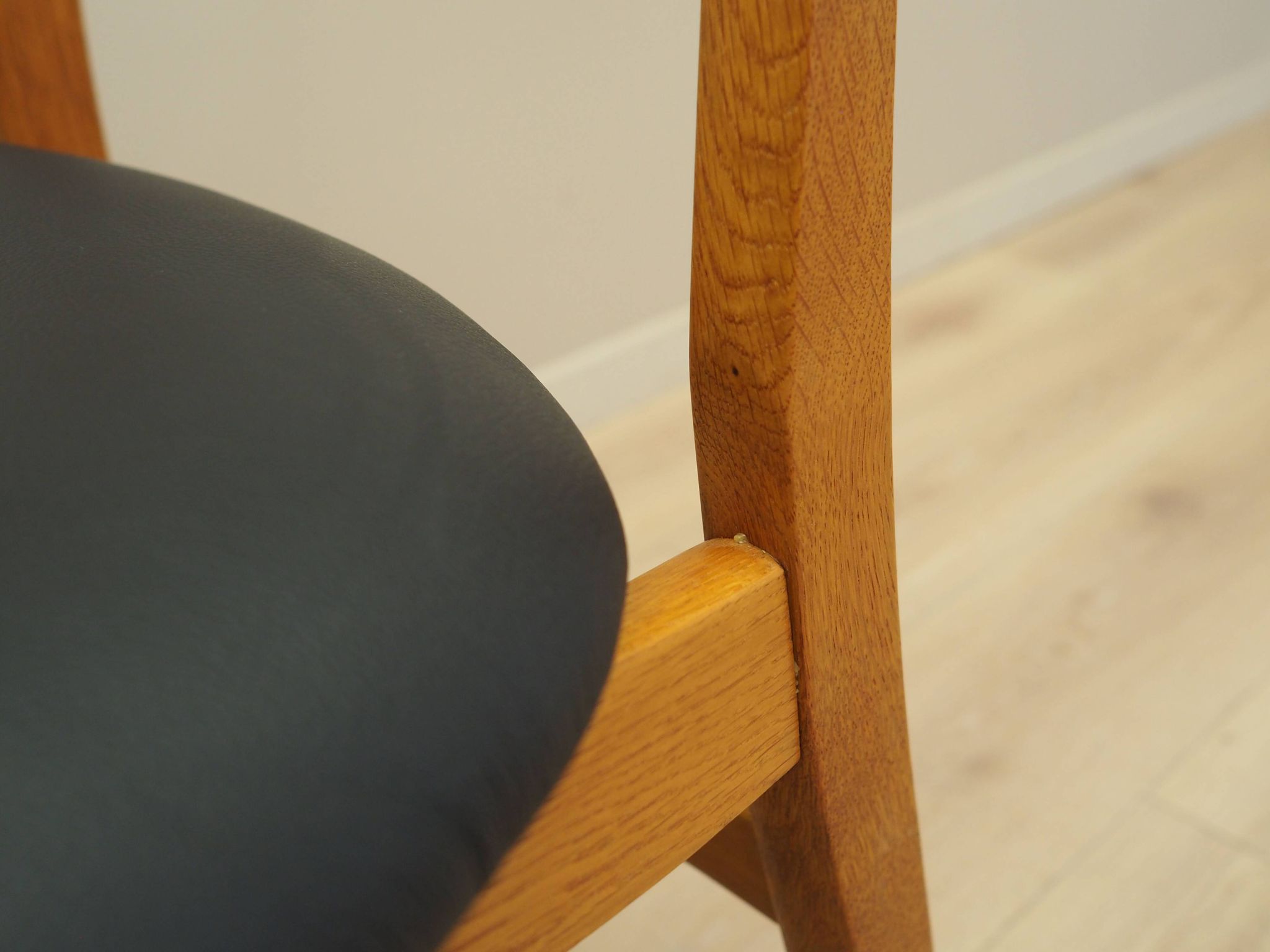 4 chaises danoises, années 1970