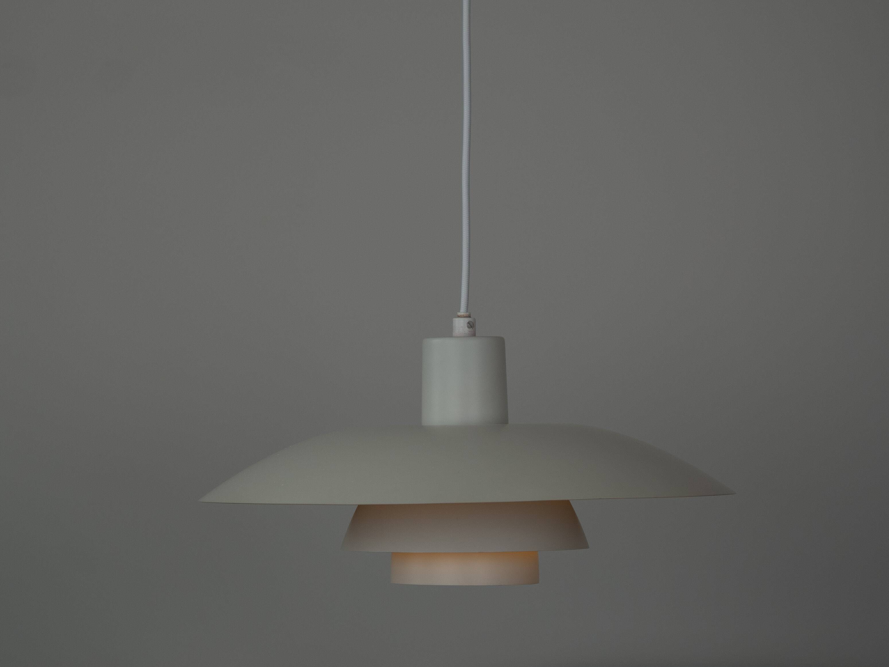Danish vintage pendant lamp PH 4/3 by Poul Henningsen, Louis Poulsen, 1966