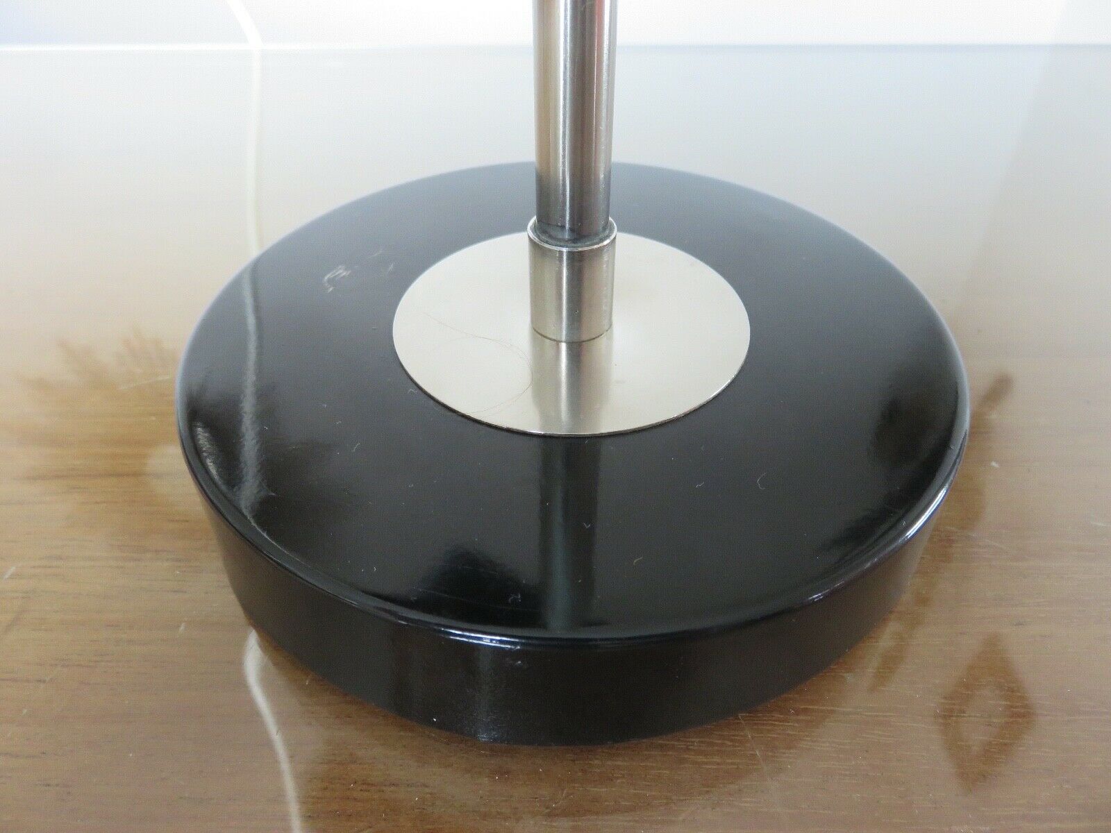 Lampe italienne " tuyau " en laiton nickelé et aluminium années 50/60