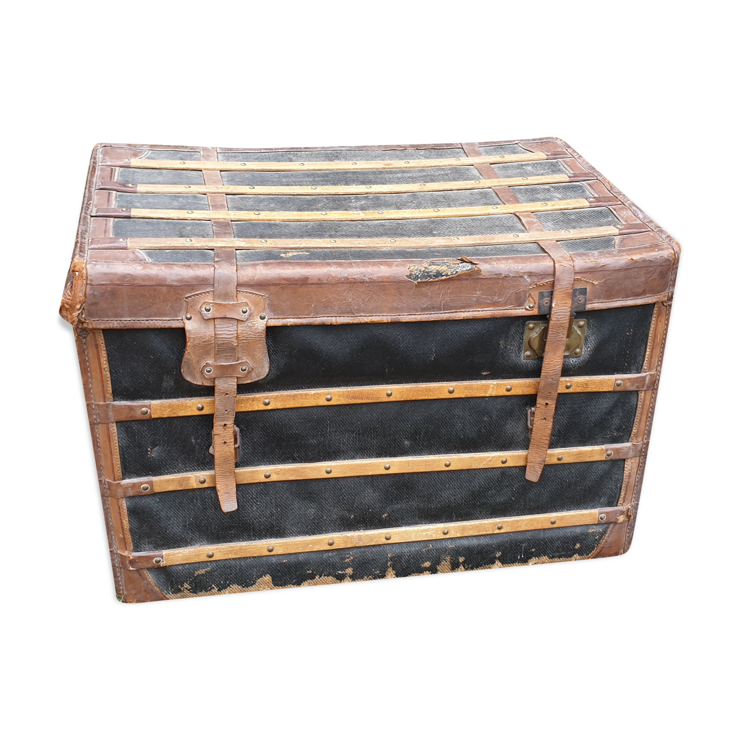 Late 19th century travel trunk