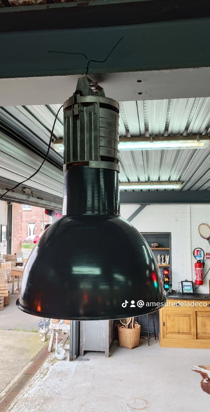 Industrial suspension Mazda in enamel