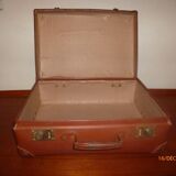 1940-1950 style cardboard suitcase