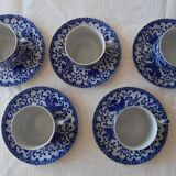 5 tea cups and fine porcelain saucers from Japan