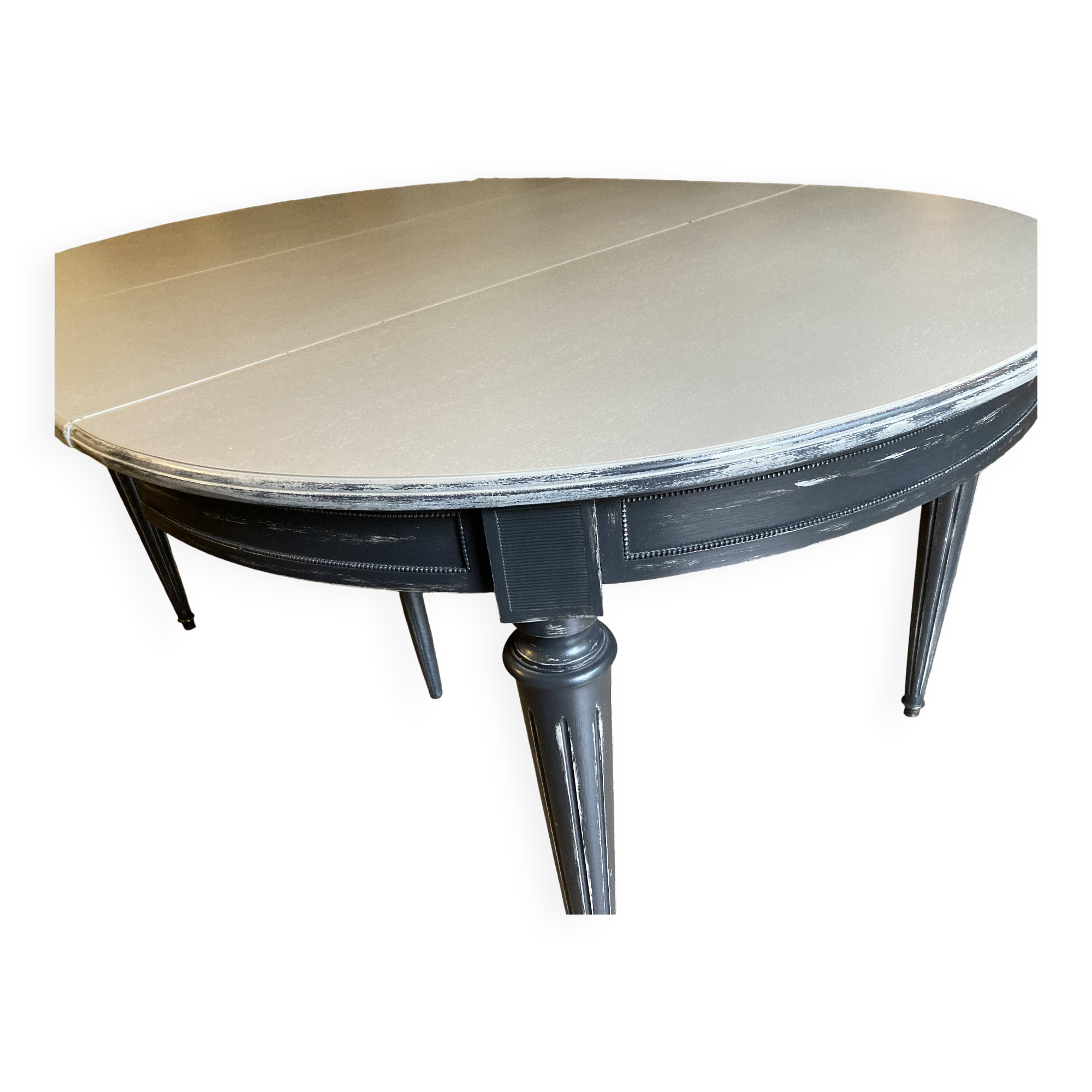 Louis XVI style extendable table in grey painted wood