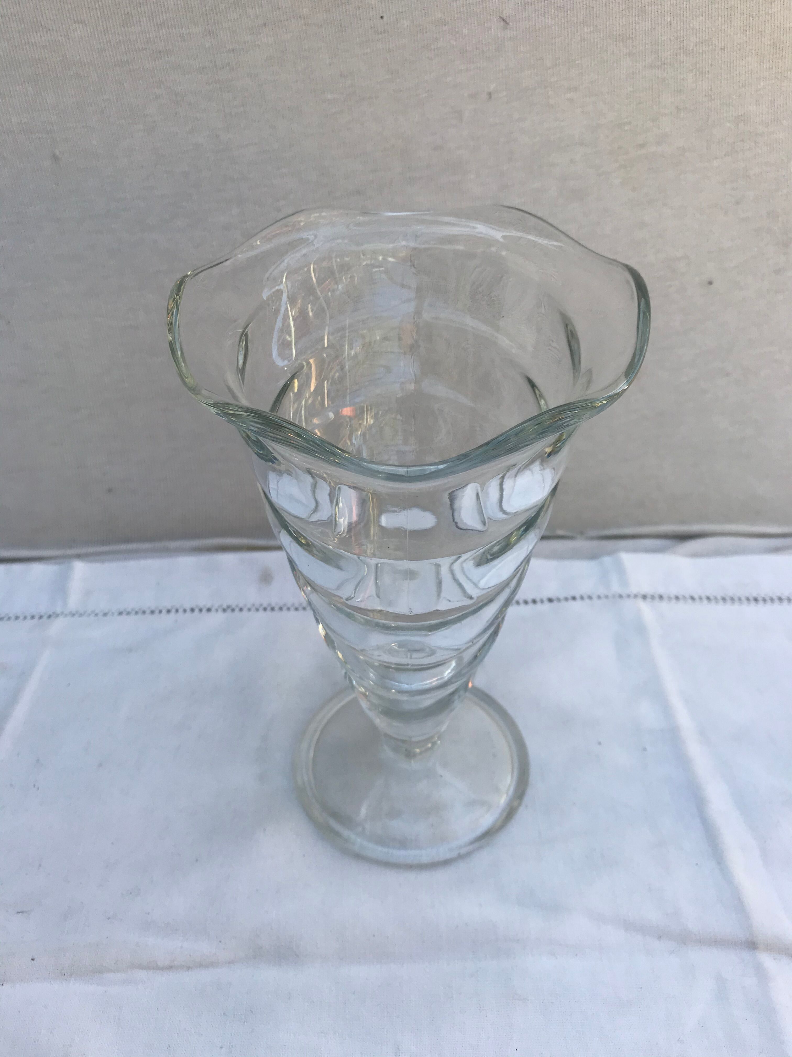 Ancient wine ox abondance Bormioli Rocco moulded glass made in italy vintage