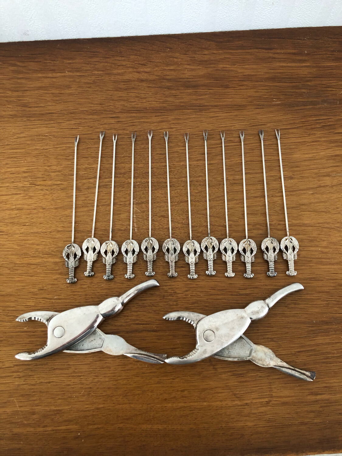 Vintage silver metal shellfish (lobster / crab) set