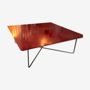 coffee table red lacquer. Model "ORLY" Design Cappellini. 1990