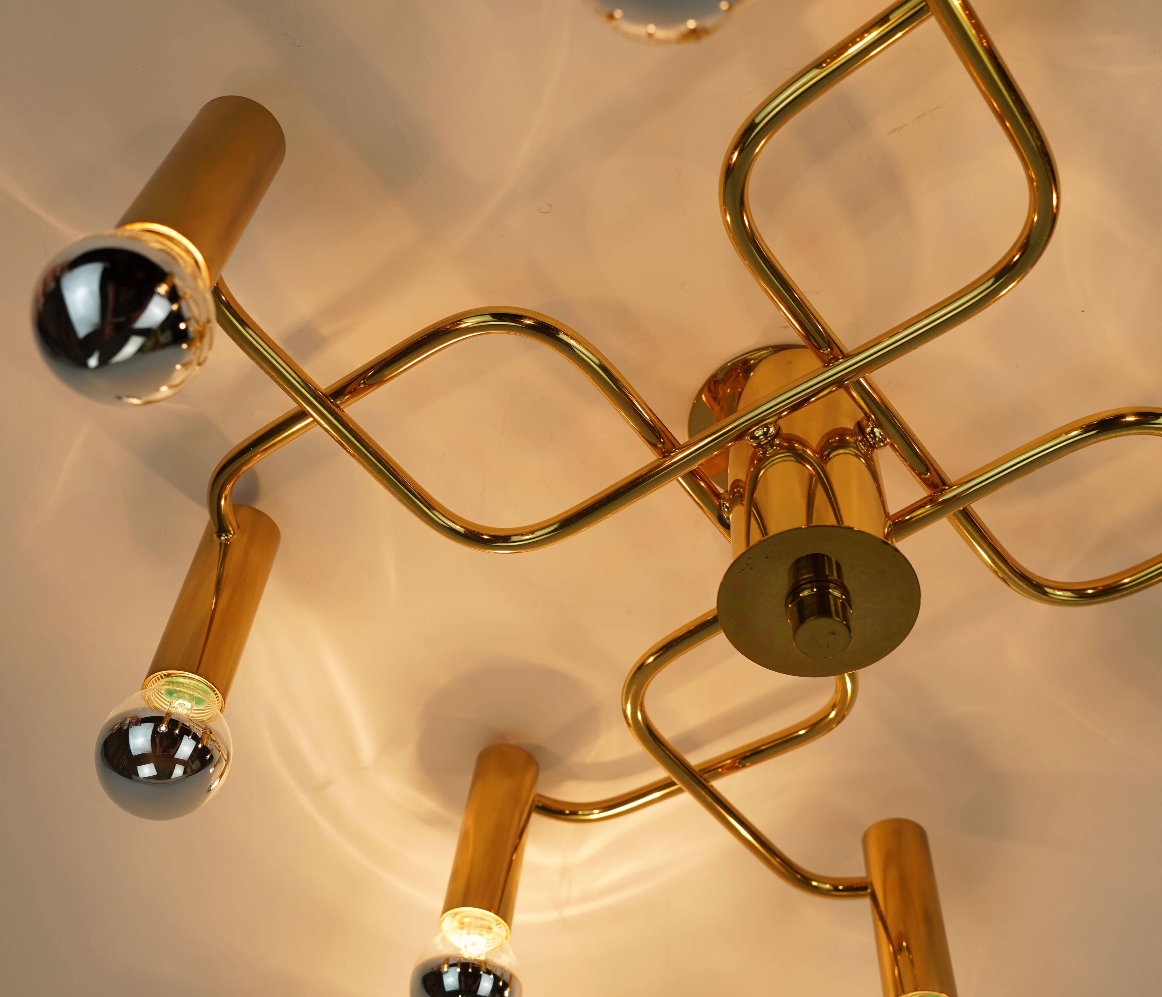 large 1970s sputnik brass CEILING LAMP 8-light ceiling fixture