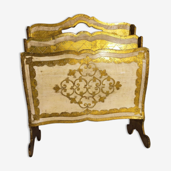 Magazine holder florentin gilded wood