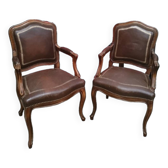 Paire de fauteuils à la reine