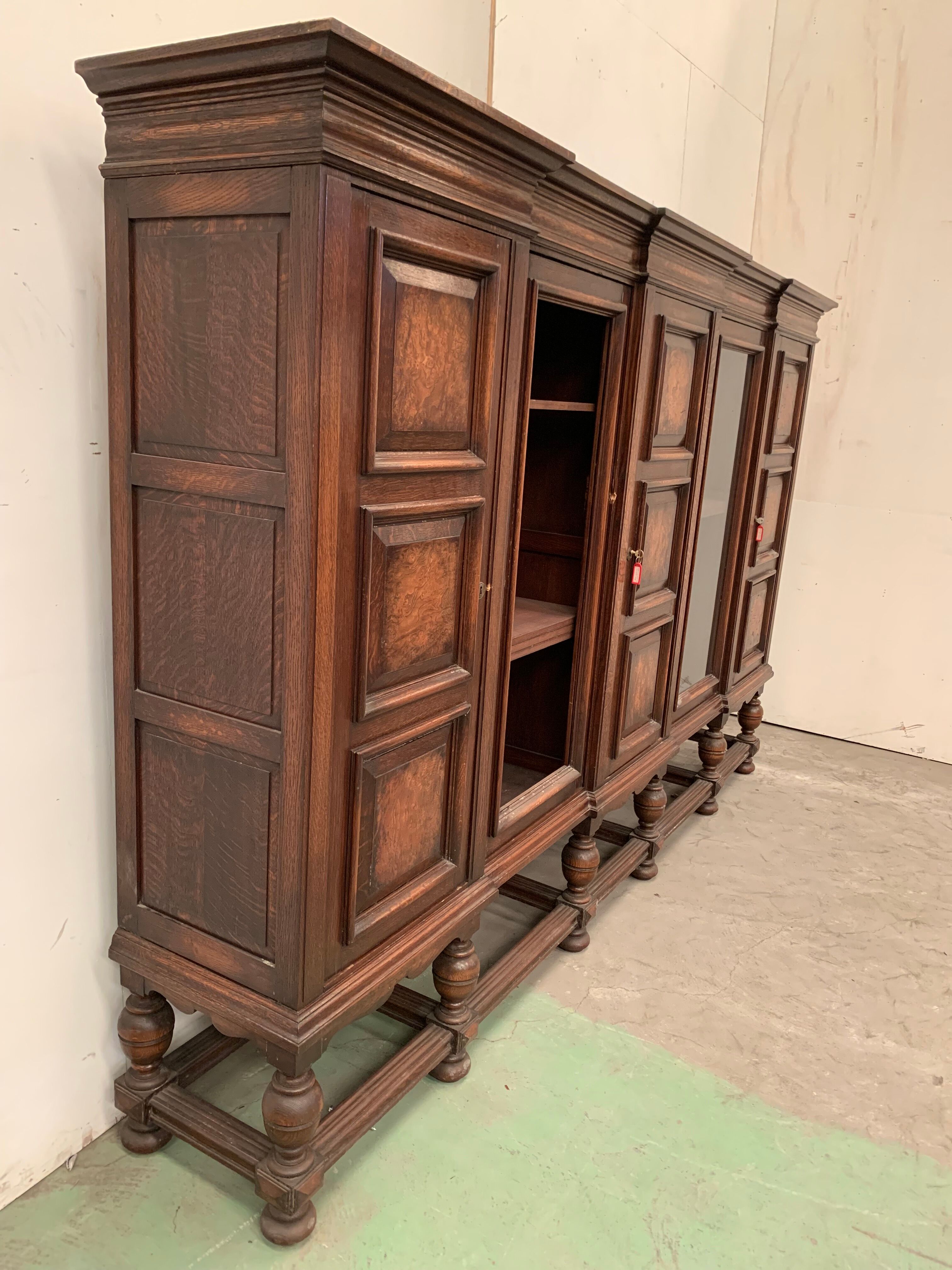 Renaissance style library in solid oak XX century