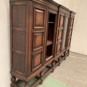 Renaissance style library in solid oak XX century