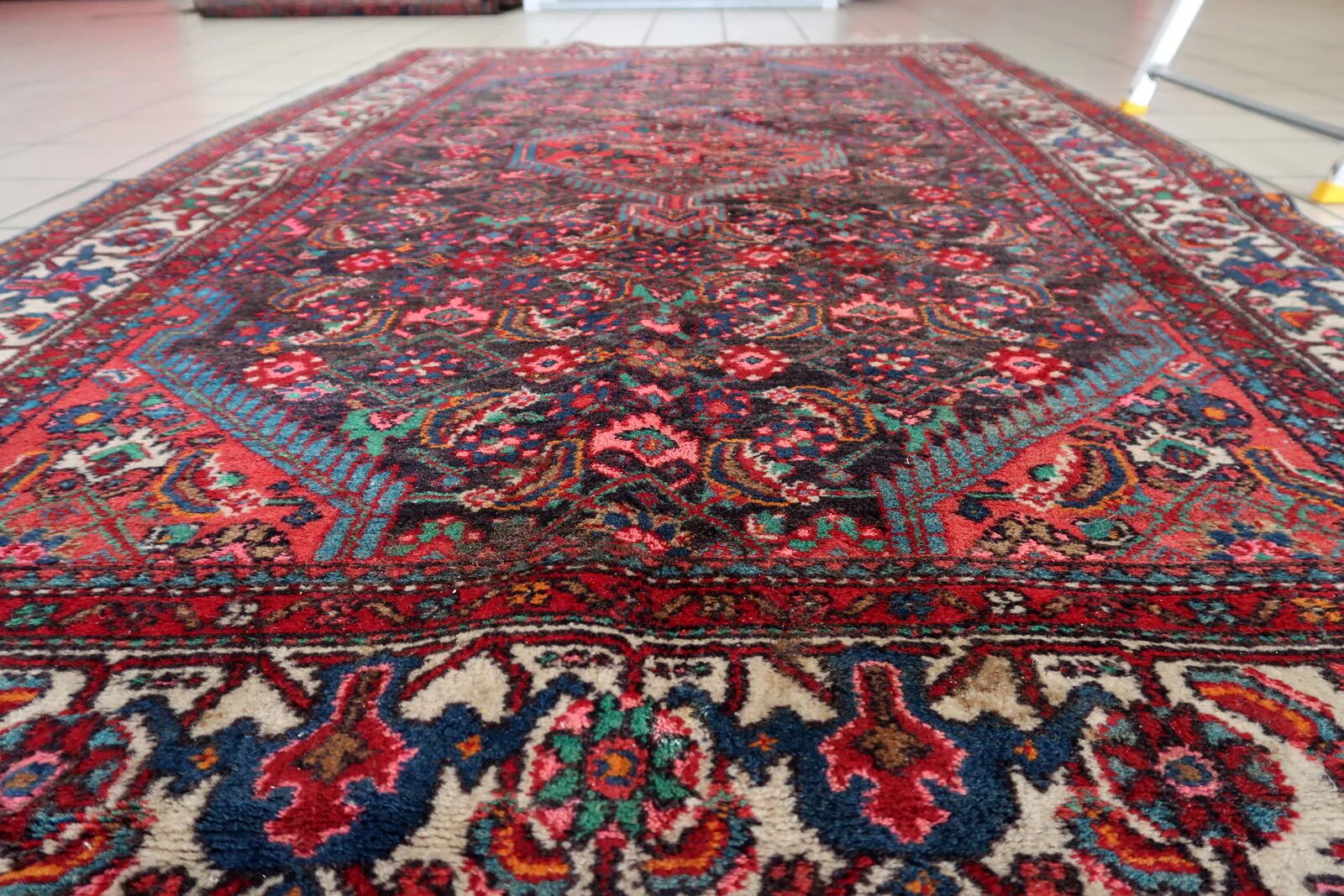 Handmade vintage Persian Malayer rug 129cm x 219cm 1960s