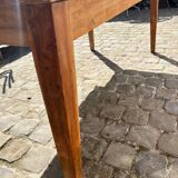 Collapsible farm table
