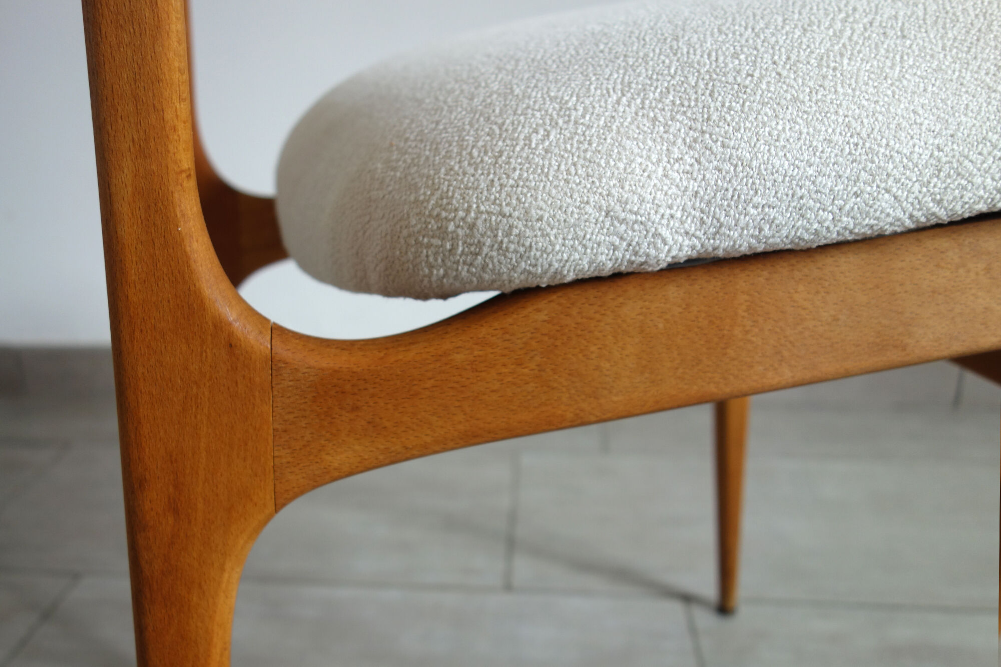 Chaise scandinave restaurée années 60
