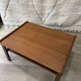 Table basse scandinave en teck années 50