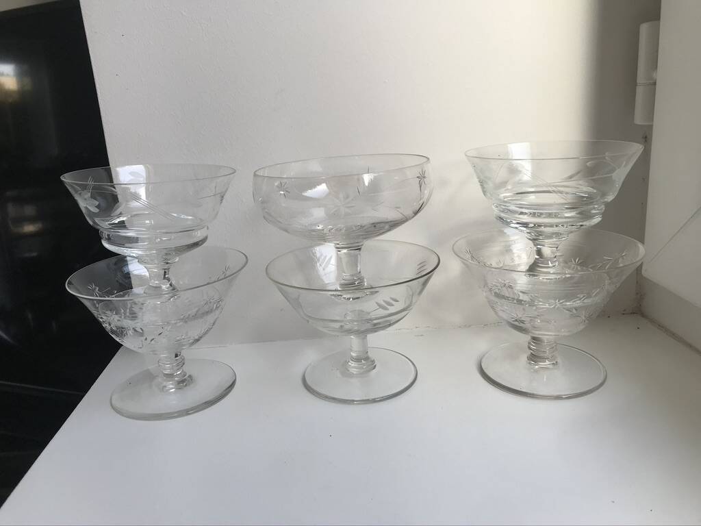 lot de 6 coupes à champagne dépareillées en cristal gravé années 30