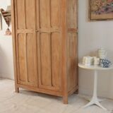 Armoire parisienne