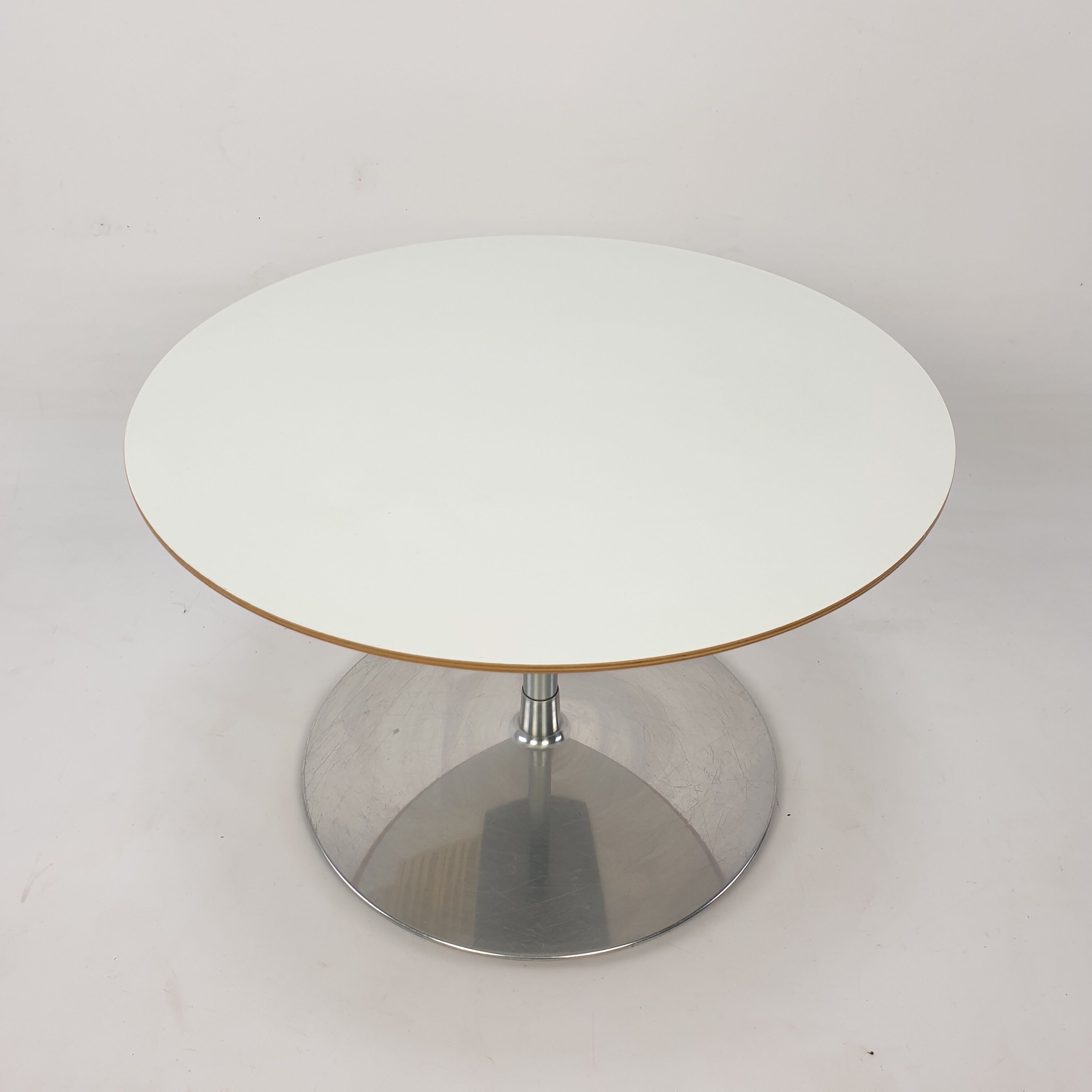 Round Coffee Table by Pierre Paulin for Artifort, 1990s