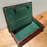 Jewelry box with mirror