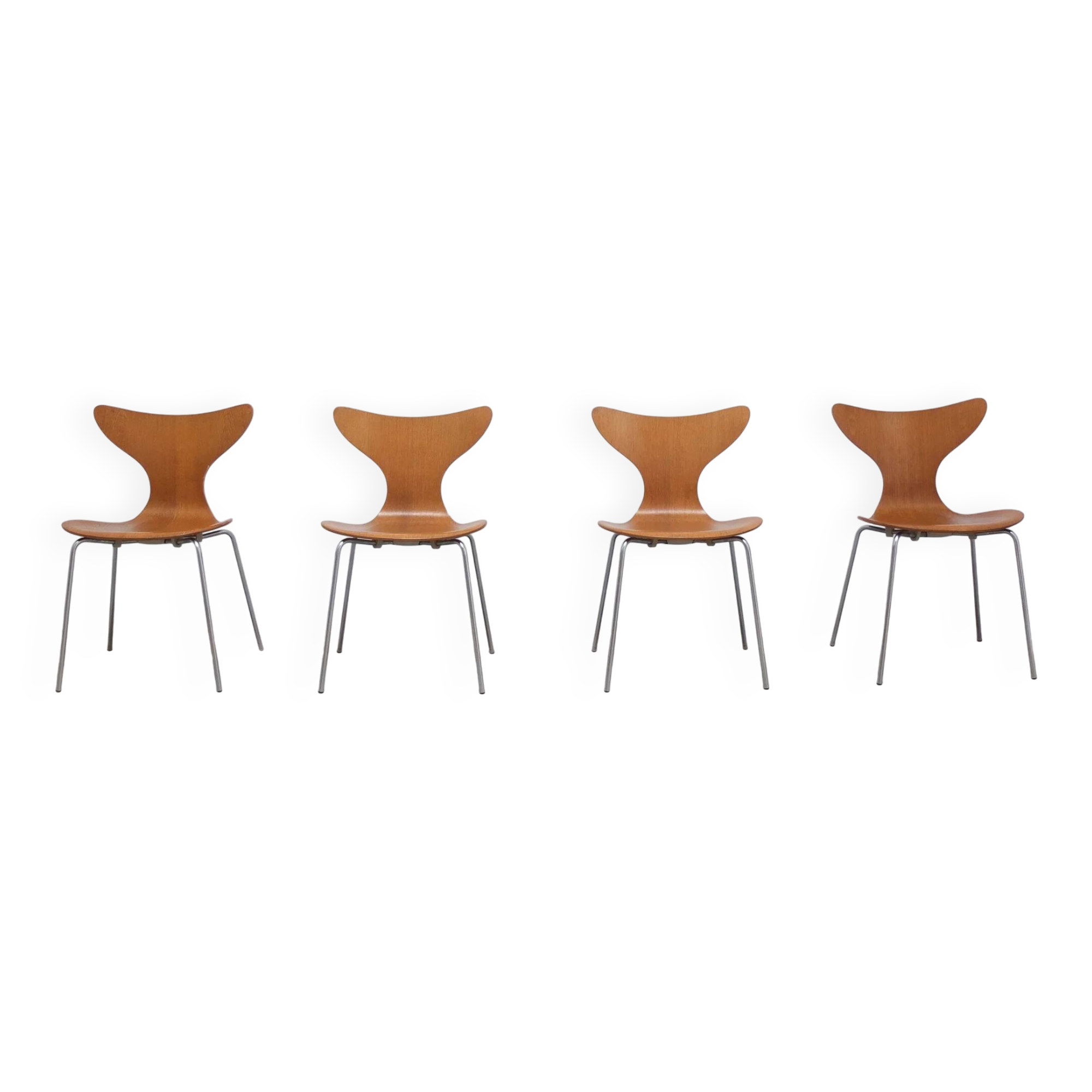 1st edition set of 4 'Lily' chairs in oak by Arne Jacobsen for Fritz Hansen, 1969