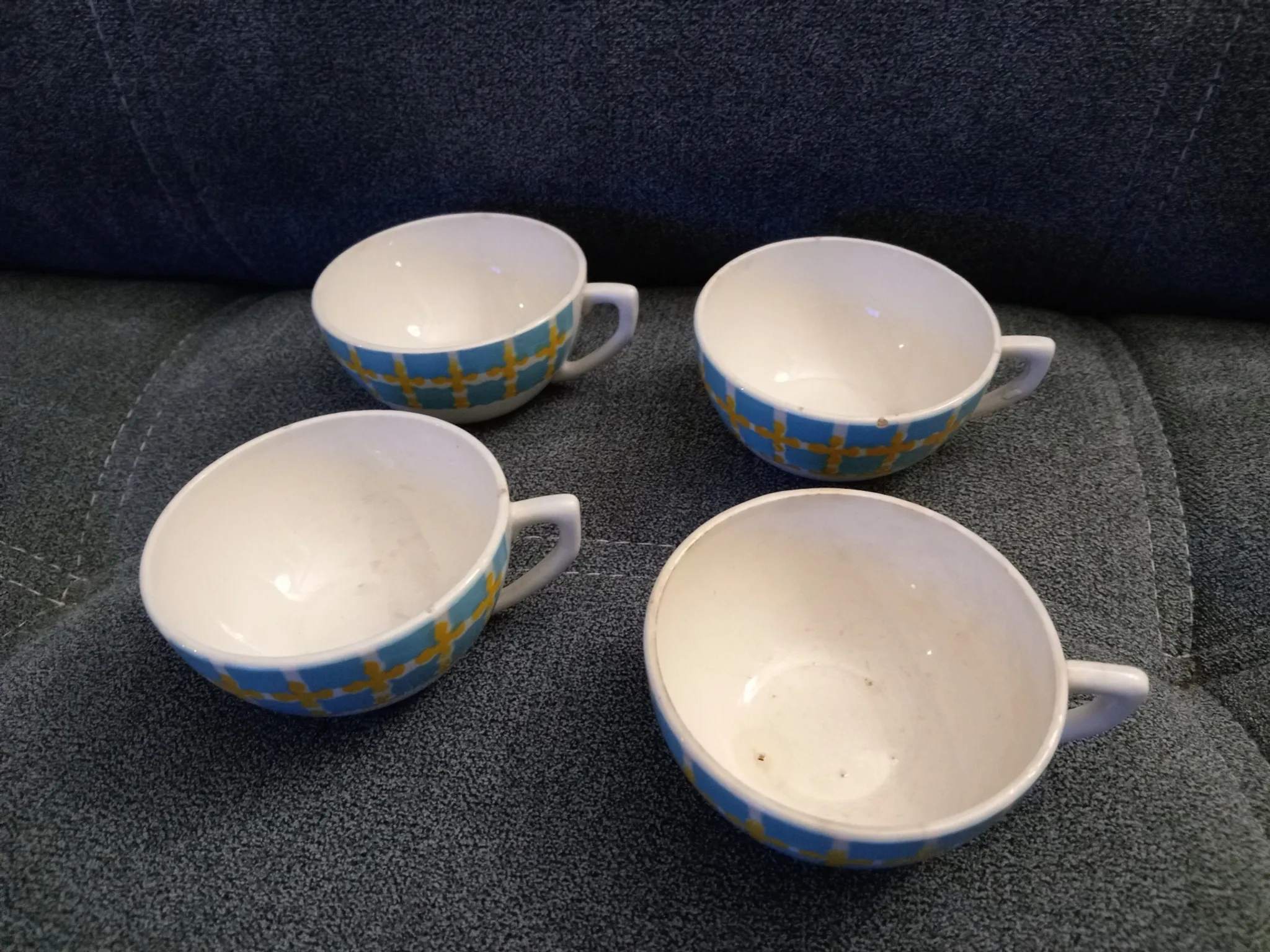 Lot de 4 tasses Trèfles d'or