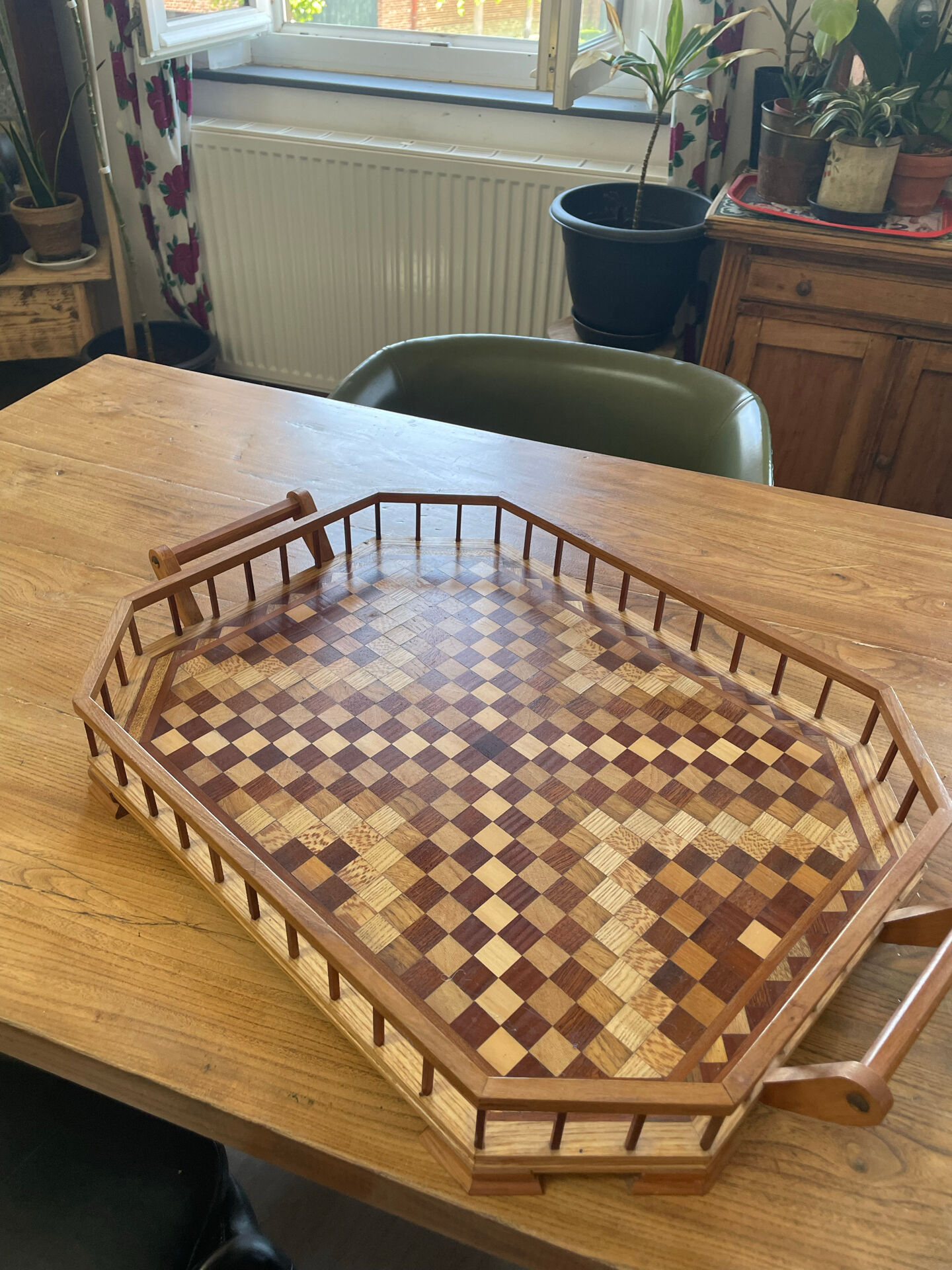 Large service tray in wood marquetry