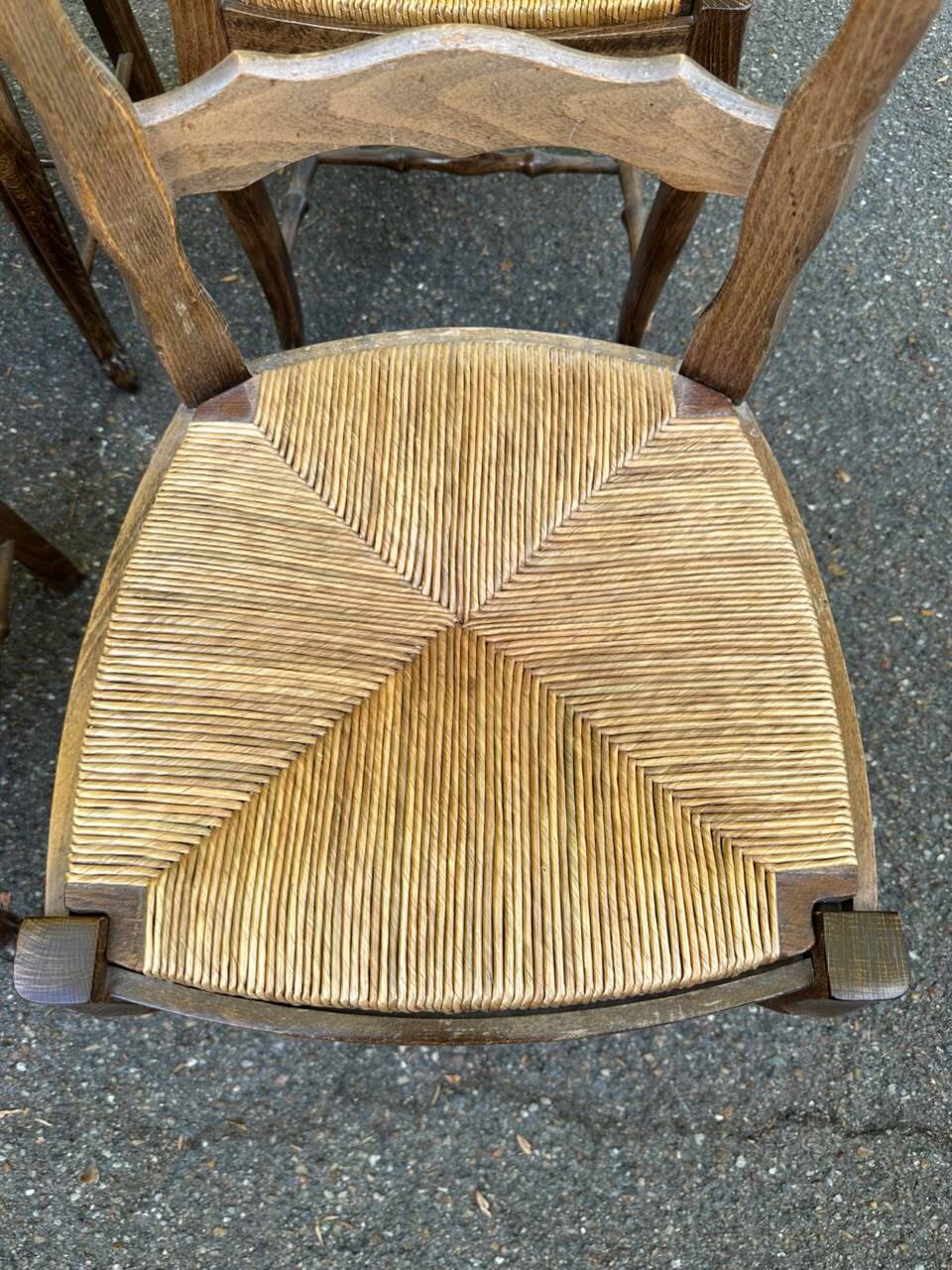 Set of 4 vintage BAUMANN chairs in oak and straw – Authentic
