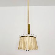 Suspension réglable avec contrepoids par Vereinigte Werkstätten München