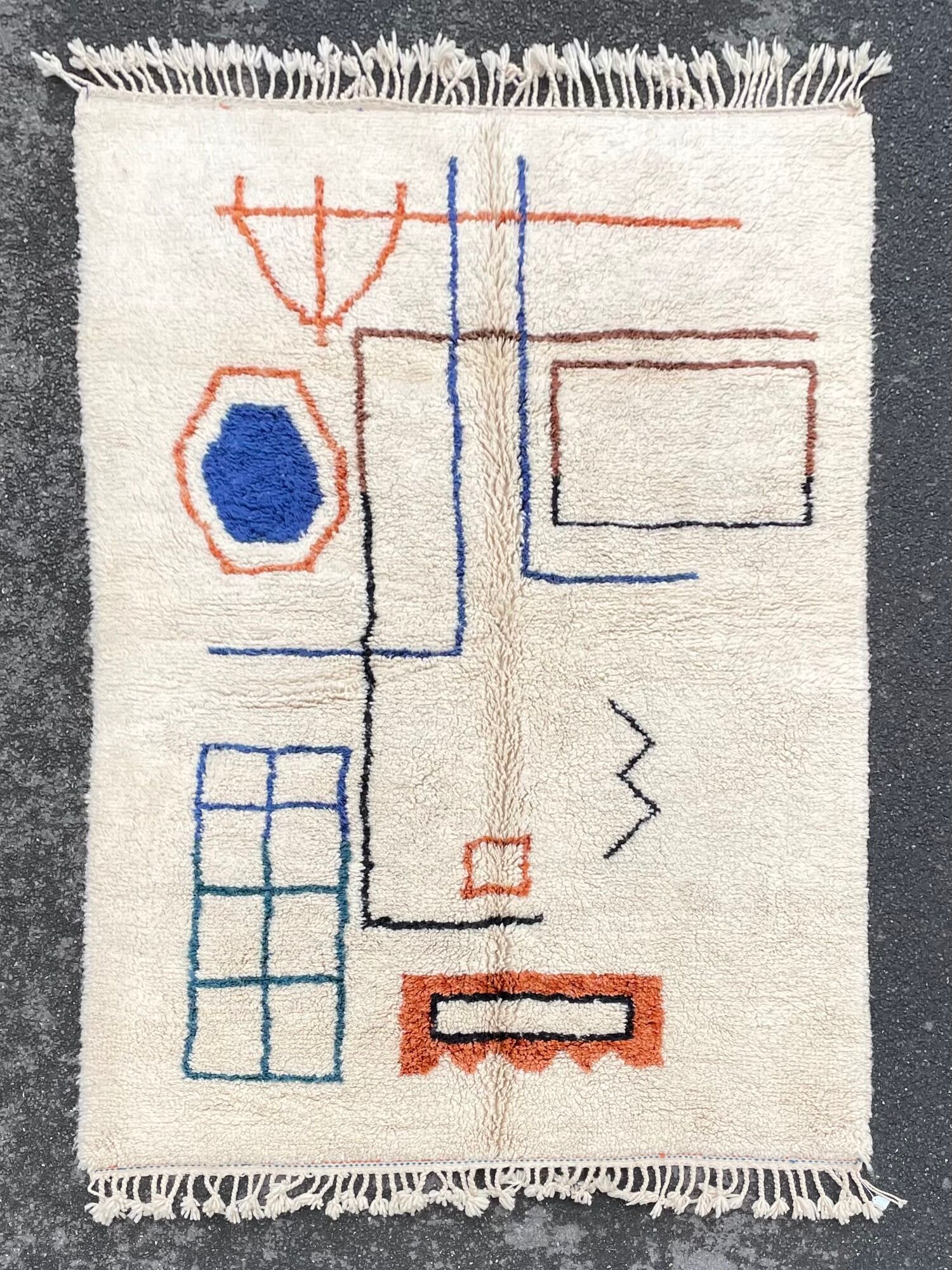 large Berber carpet Beni Ouarain new modern 195x300 cm