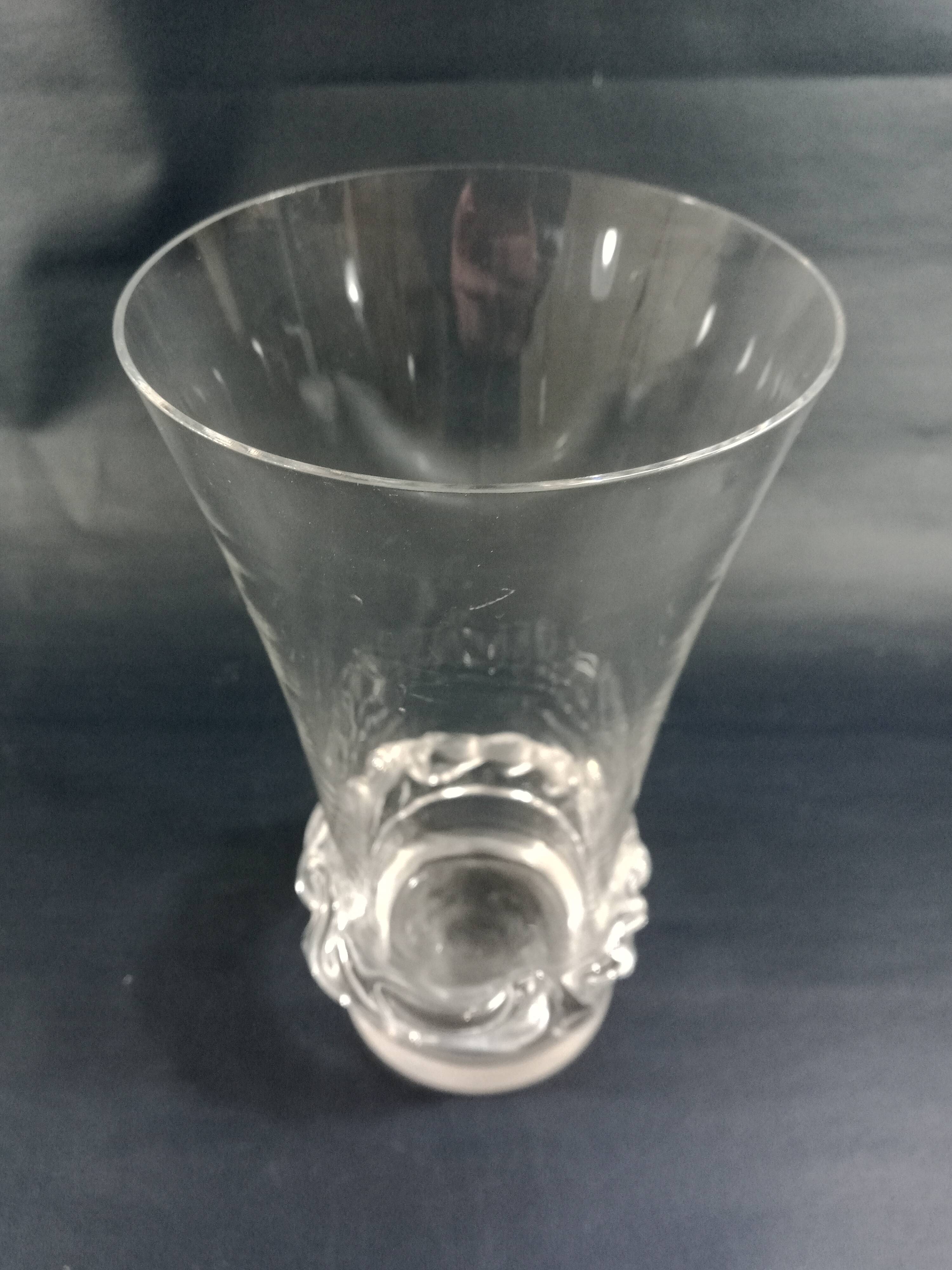 Daum crystal vase - Sorcy model