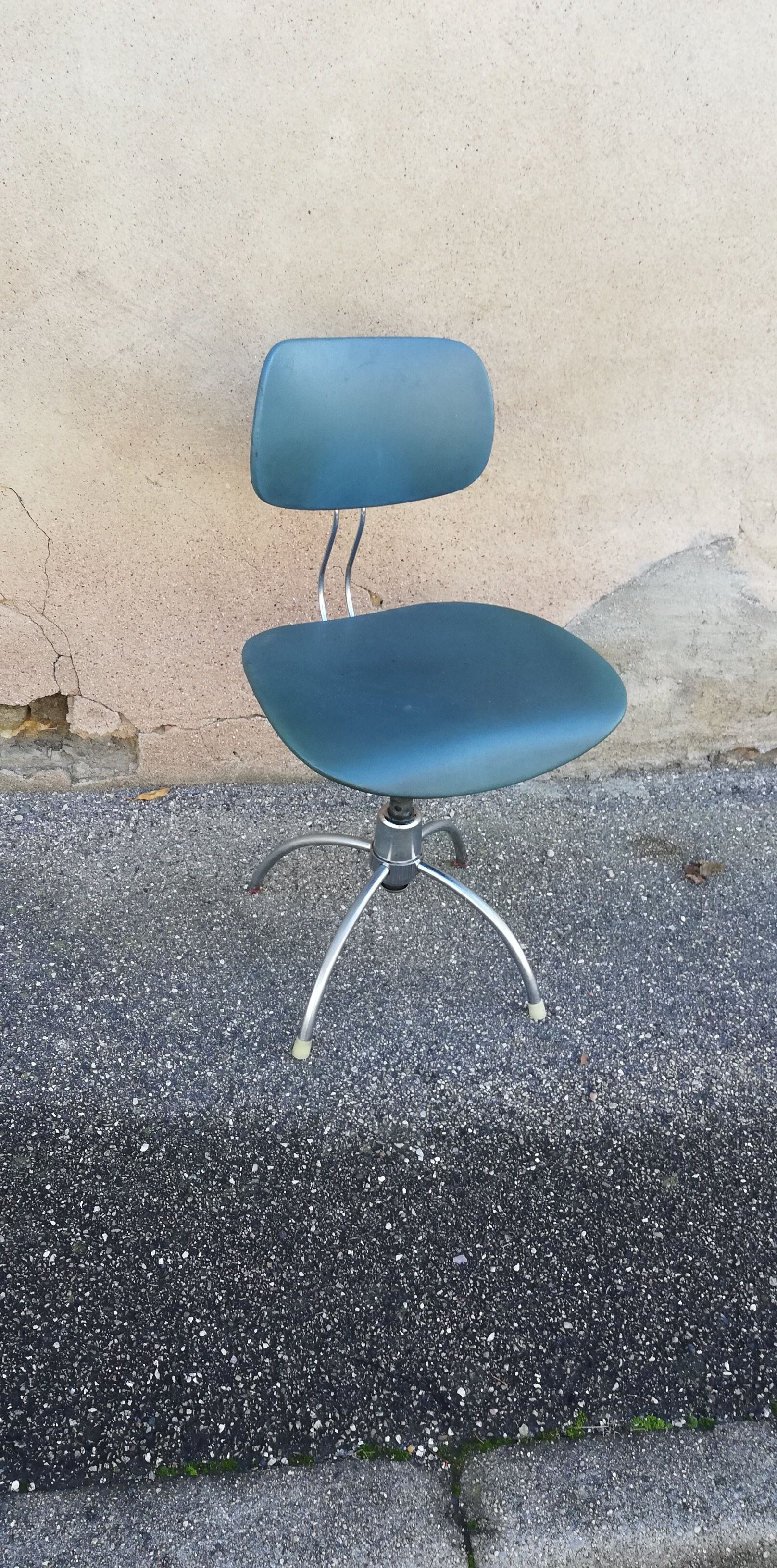 Vintage office chair