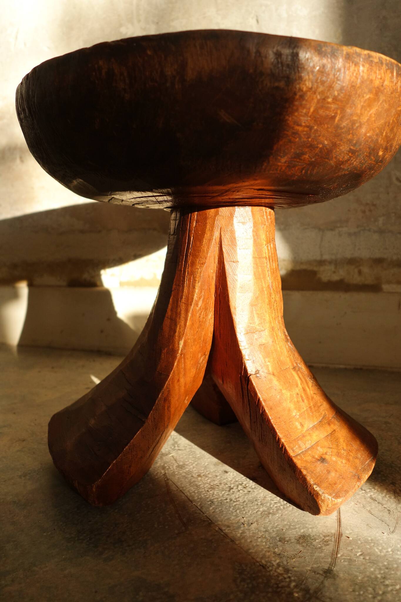 Tabouret africain ancien