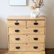 Antique English pine chest of drawers