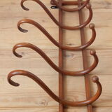 Five-padth coat holder