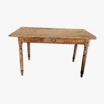Farmhouse table 131 cm