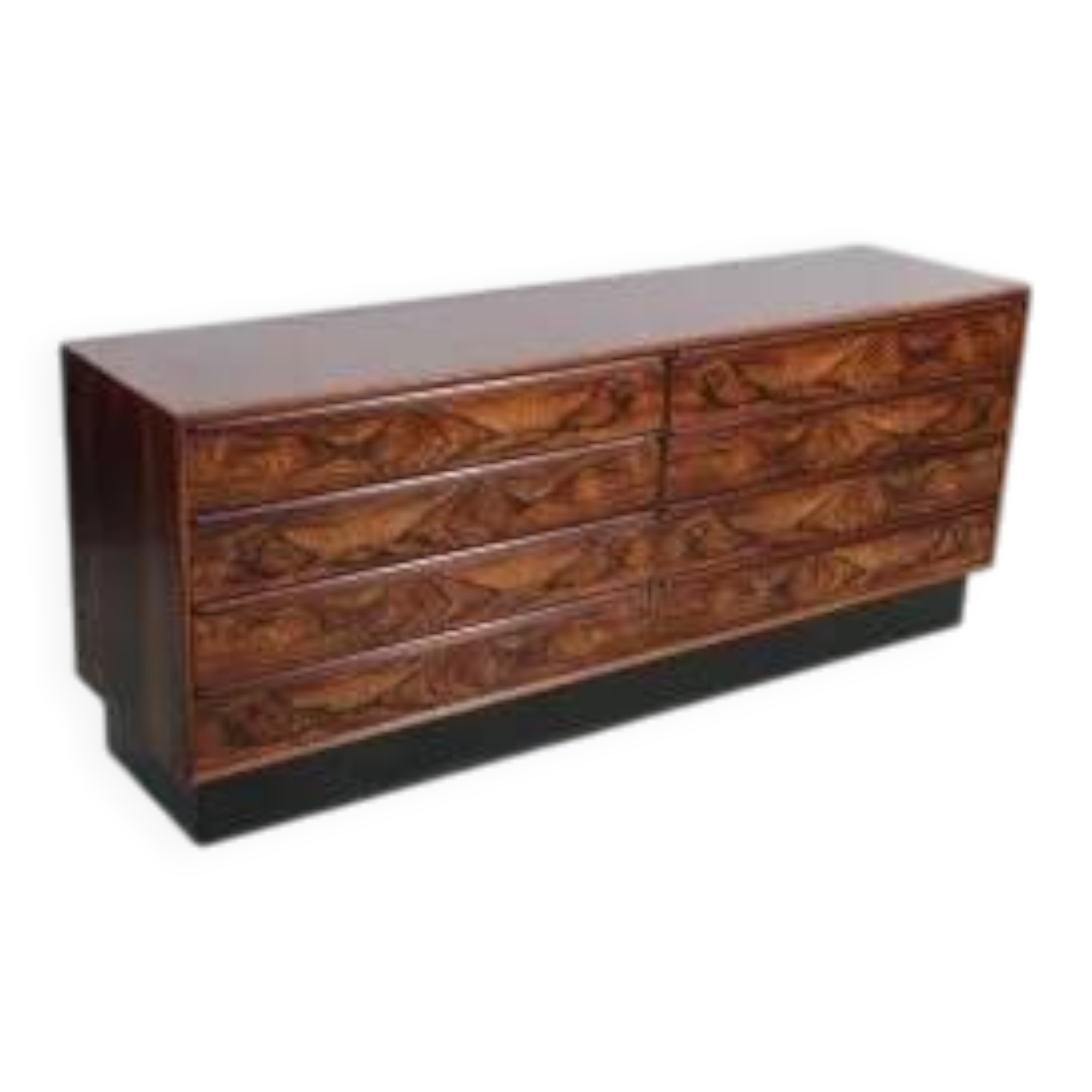 Scandinavian chest of drawers with 8 drawers in Rio rosewood