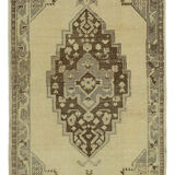 1960s handmade oriental beige carpet 102 cm x 163 cm