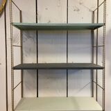 Metal string shelf