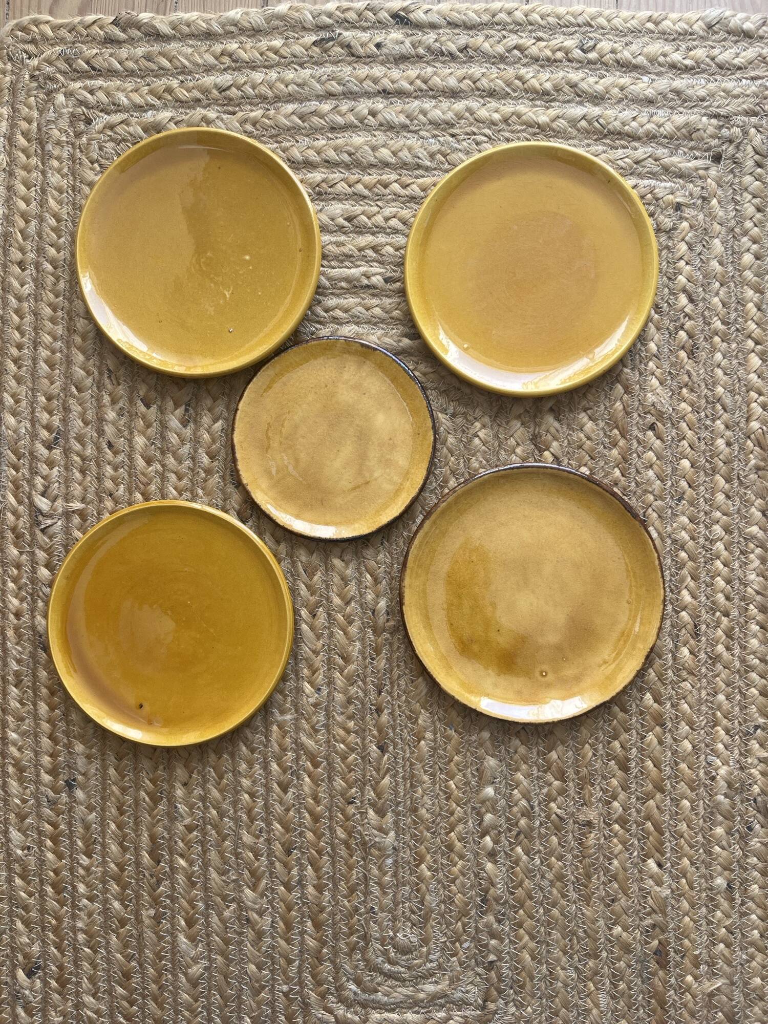 5 ceramic plates from the 1960s, Biot style