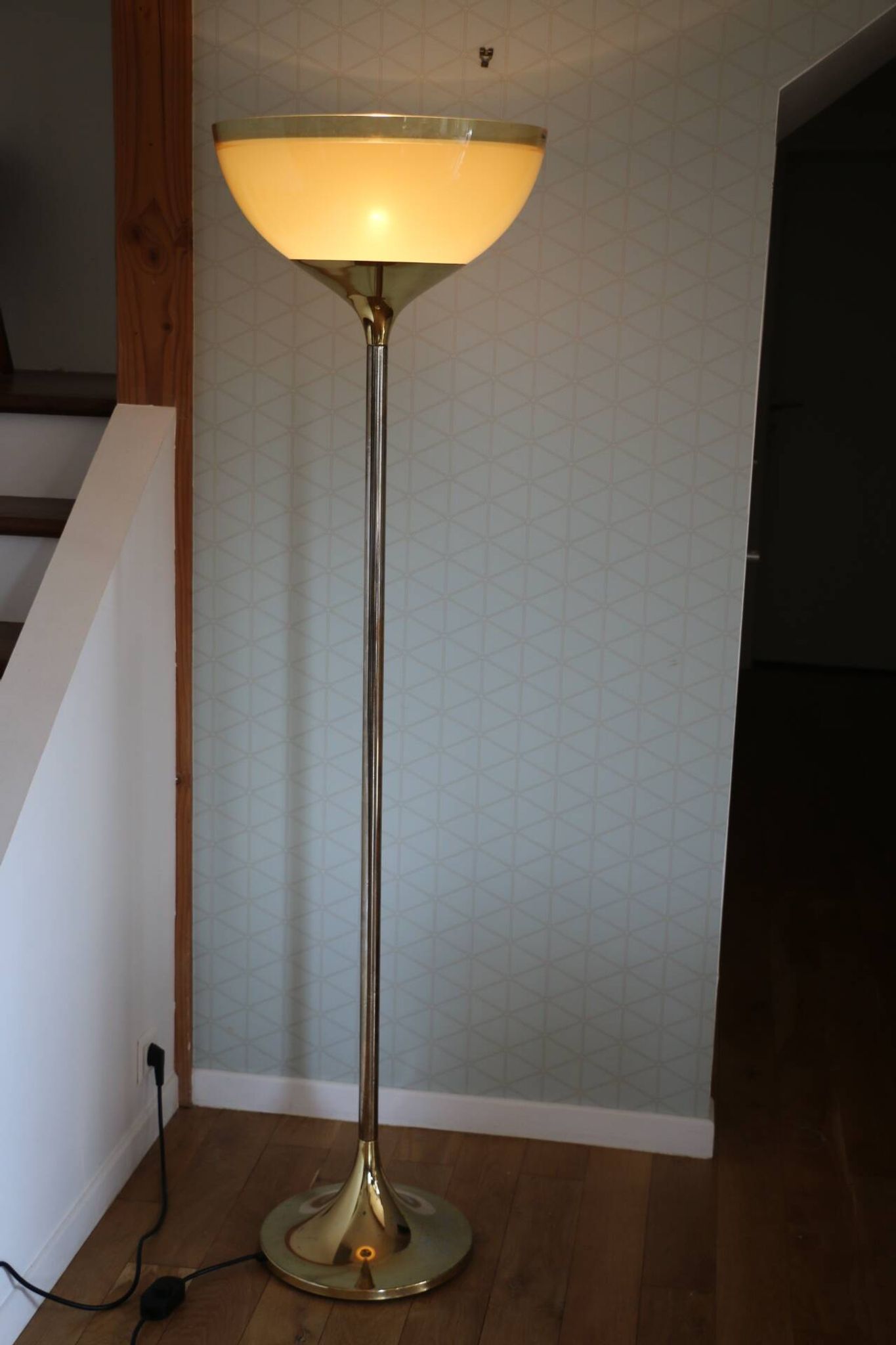 Guzzini floor lamp 1970