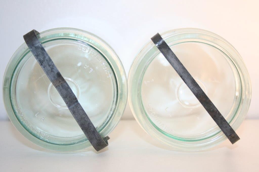 Jar old "La Lyonnaise" glass set of 2