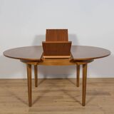Table à manger ronde extensible et chaises du milieu du siècle de McIntosh, années 1960
