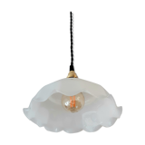 White opaline suspension