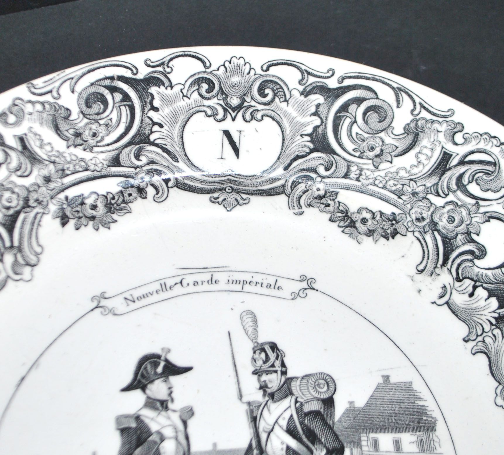 Sarreguemines U&C illustrated talking plate "Napoleon" 19th century.