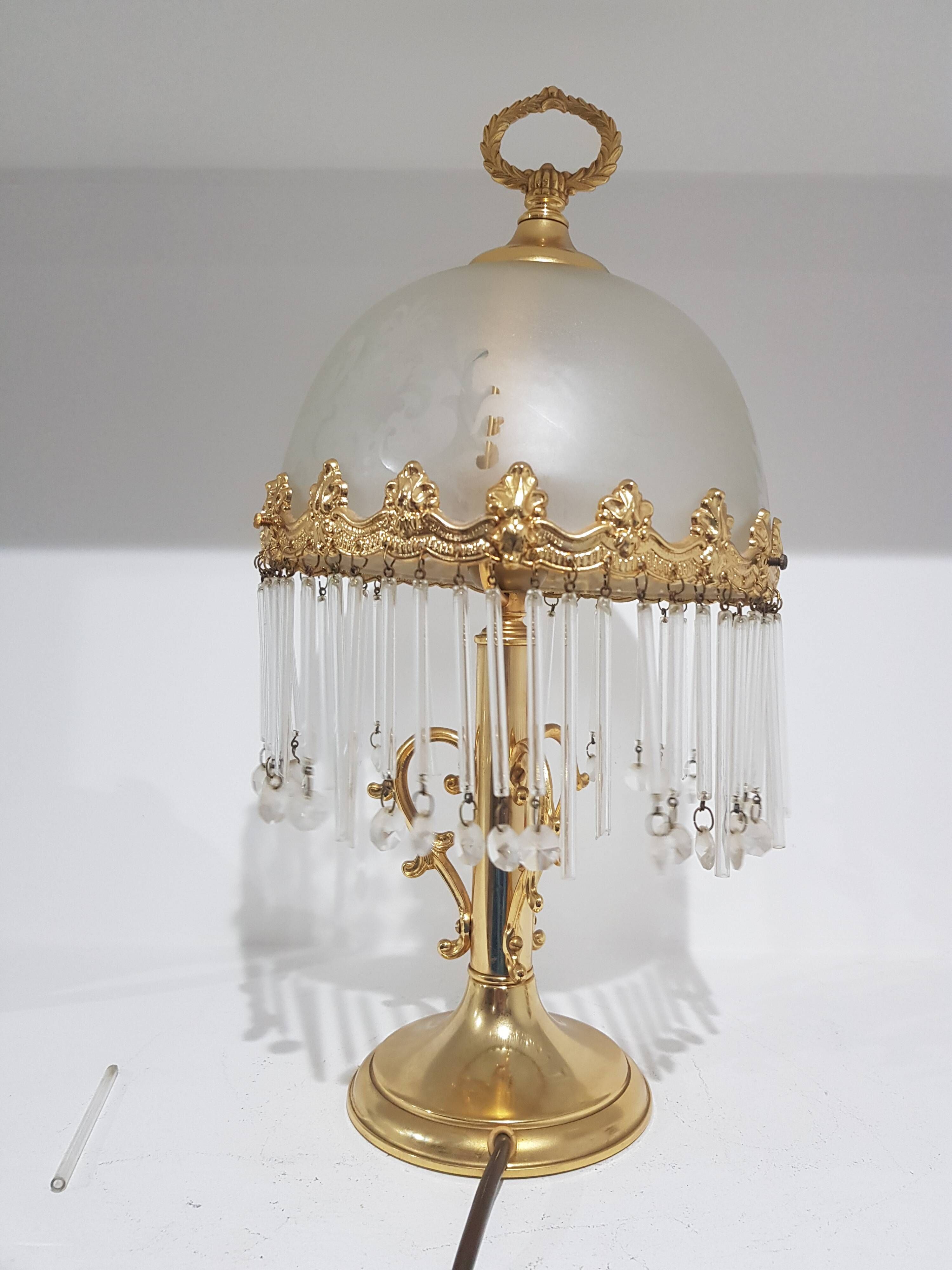 Lampe de table Peris Andreu, laiton doré, verre dépoli décoré, Espagne, années 60.