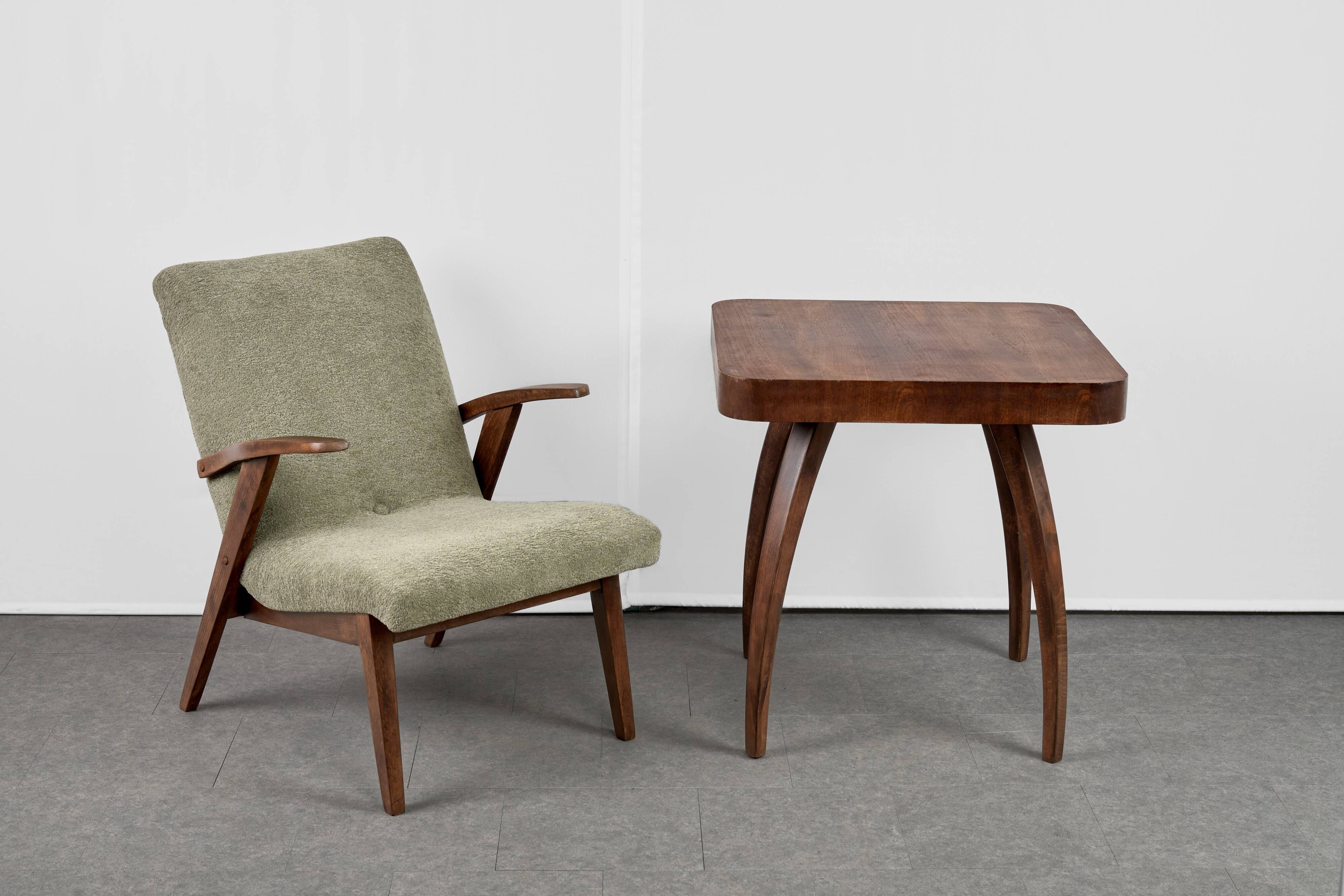 Art Deco Coffee Table by Jindřich Halabala, 1954, Czechoslovakia