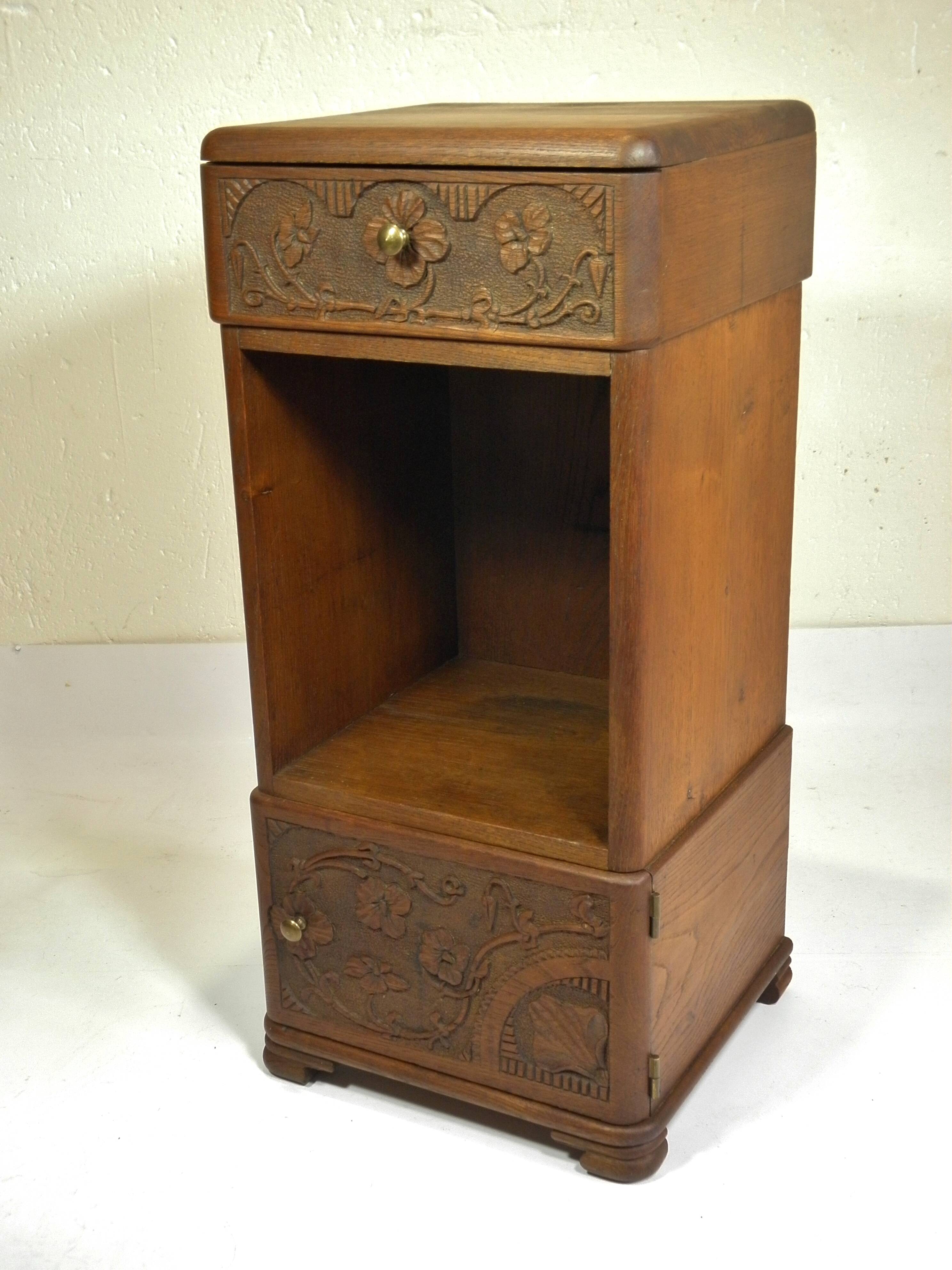 Small accent piece, 1920s bedside table.