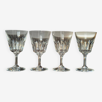 Verres a vin baccarat